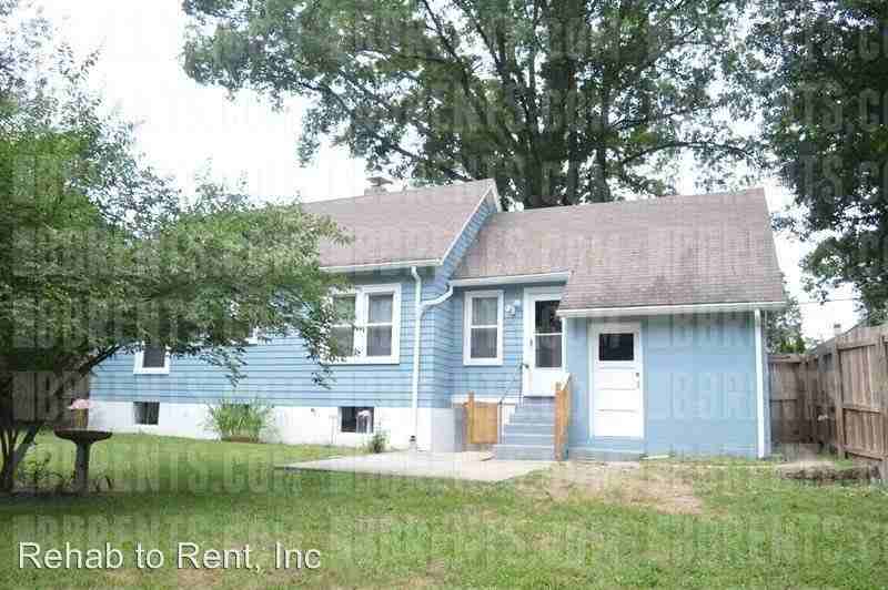 4325 Webster Ave - Photo 3 of 13