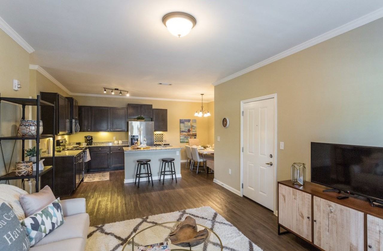 Century Autumn Wood - Photo 3 of 29