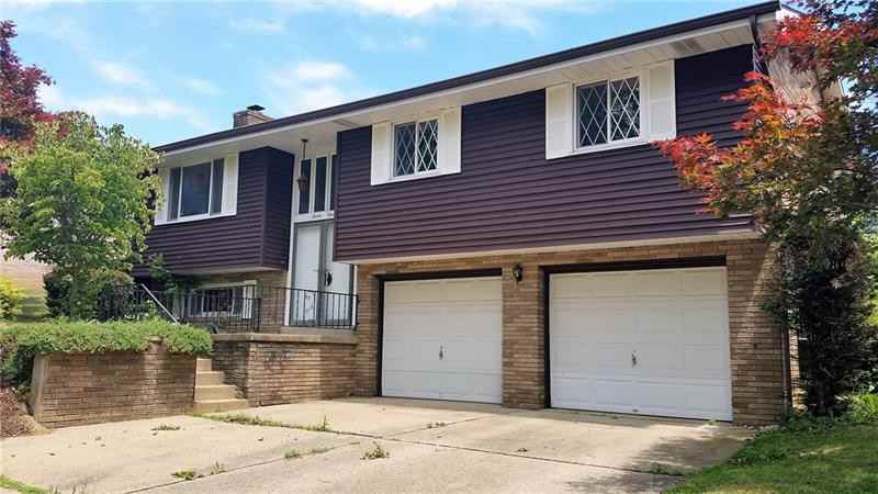 711 Woodlawn Dr - Photo 2 of 25