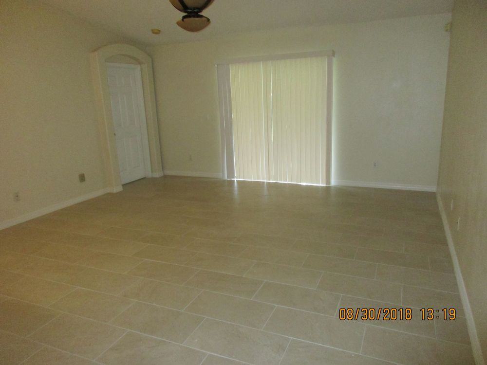 2605 Huntington Ct - Photo 2 of 18
