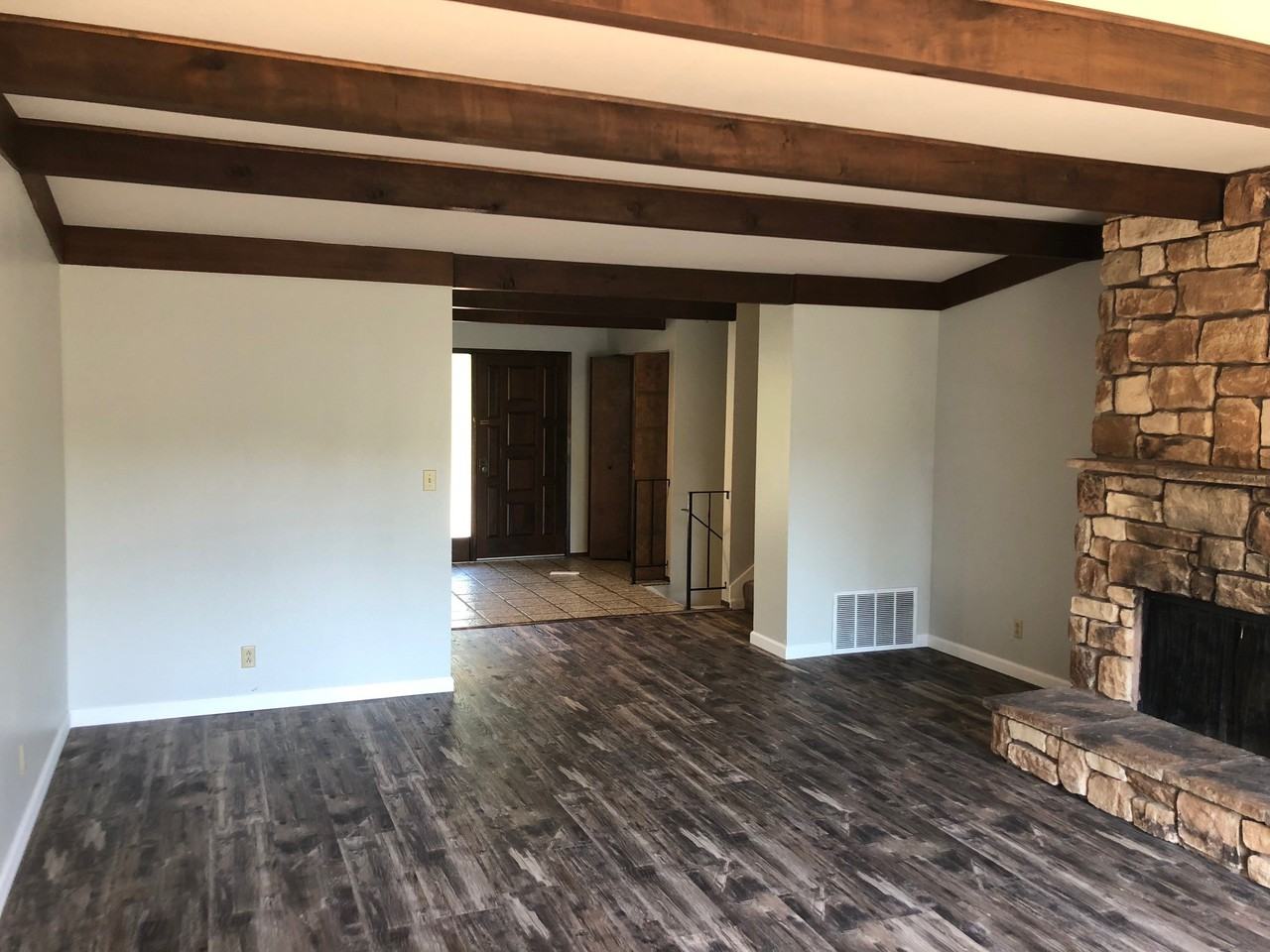 971 Livorna Road - Photo 3 of 24