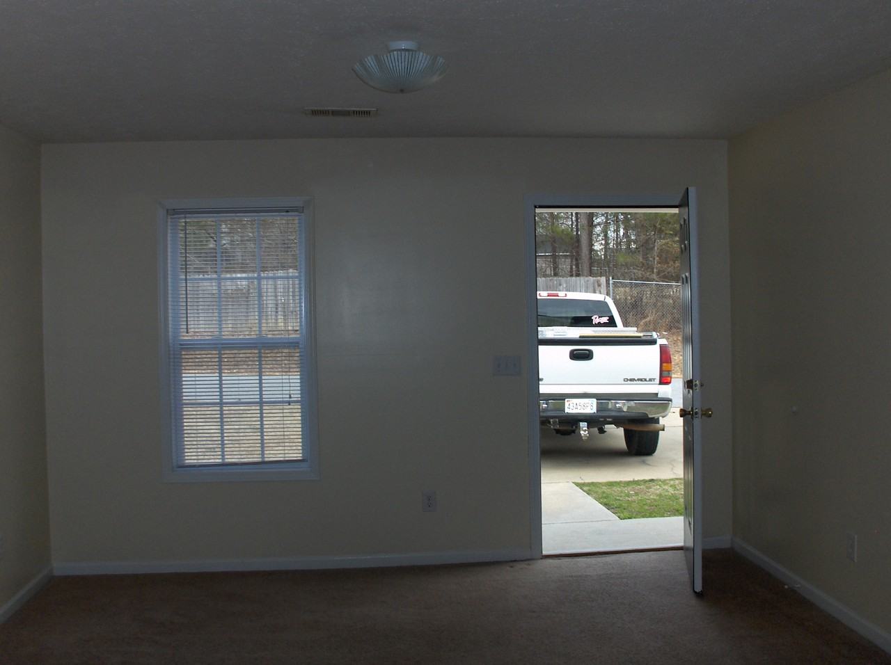 113 Lee Road 2070 - Photo 3 of 6