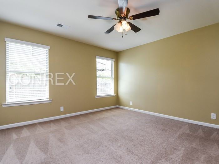 22879 Downing Park Cir - Photo 3 of 8