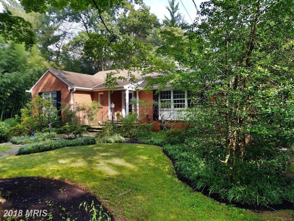 4923 Essex Ave - Photo 3 of 3