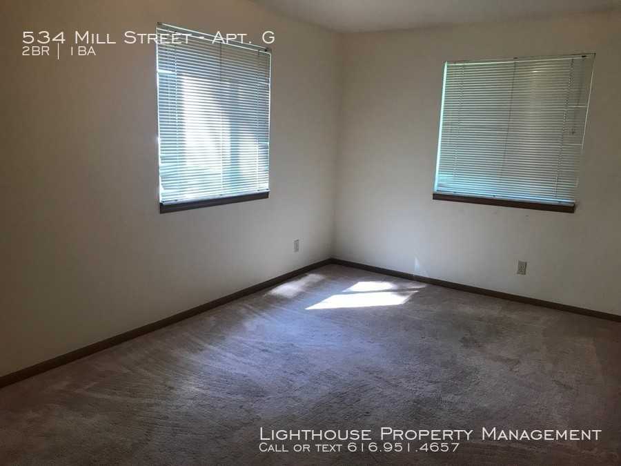 534 Mill St #G - Photo 3 of 7