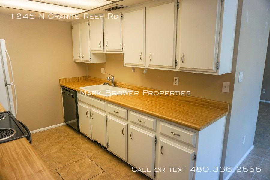 1245 N Granite Reef Rd - Photo 3 of 8