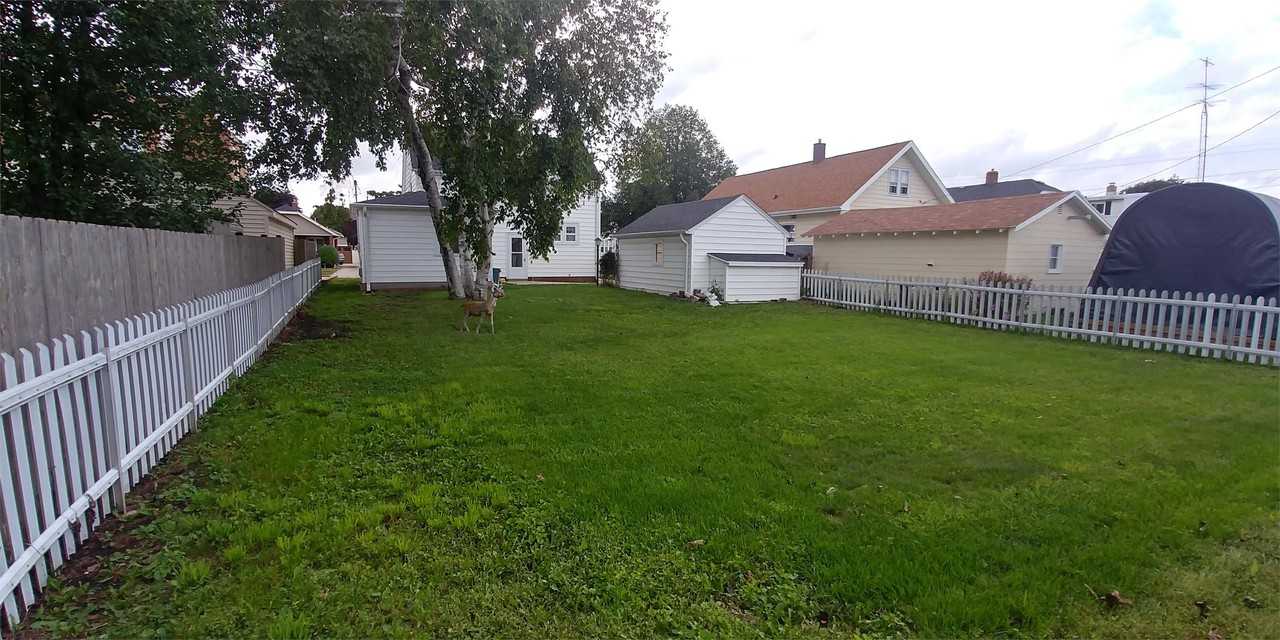 7531 27th Ave - Photo 2 of 17