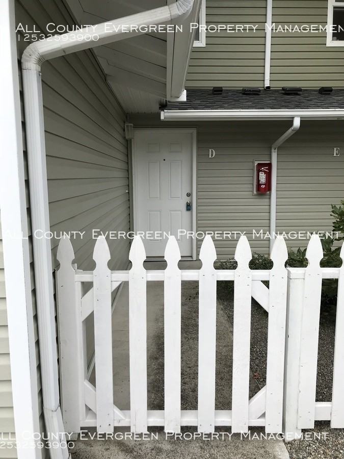 2404 Milton Way #D - Photo 2 of 16