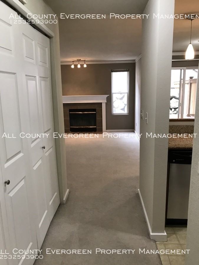 2404 Milton Way #D - Photo 3 of 16