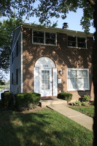 1018 Denham Pl - Photo 2 of 23