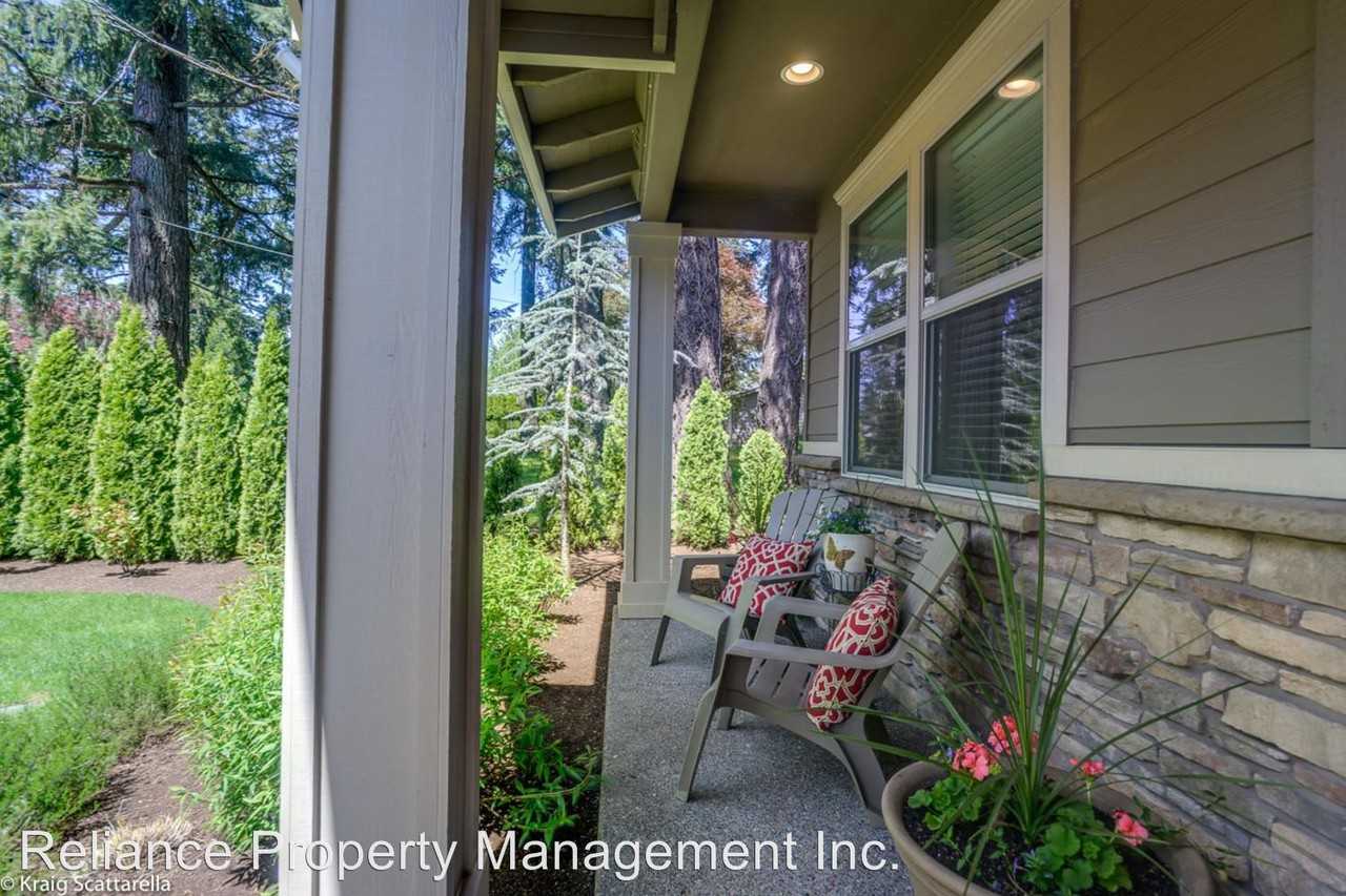 15950 Parker Rd - Photo 2 of 30