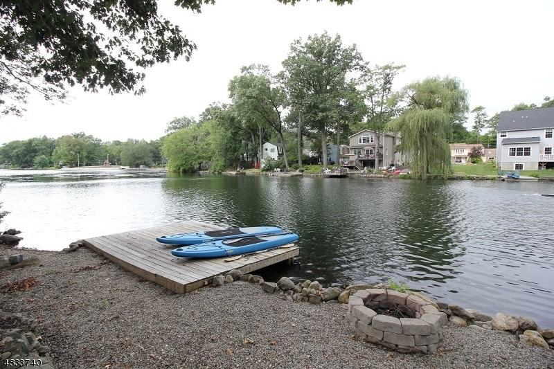 395 Lakeview Ave - Photo 2 of 19