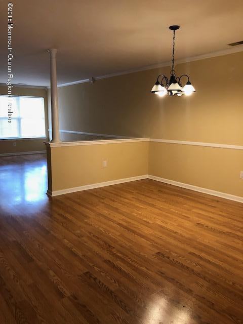 11 Sunningdale Cir - Photo 3 of 12