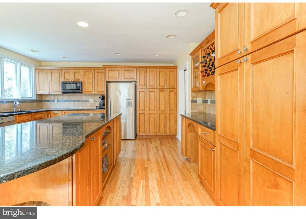 332 Knoll Top Ln - Photo 3 of 17