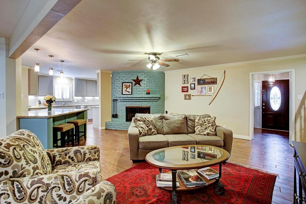 5631 Rutherglenn Dr - Photo 2 of 21