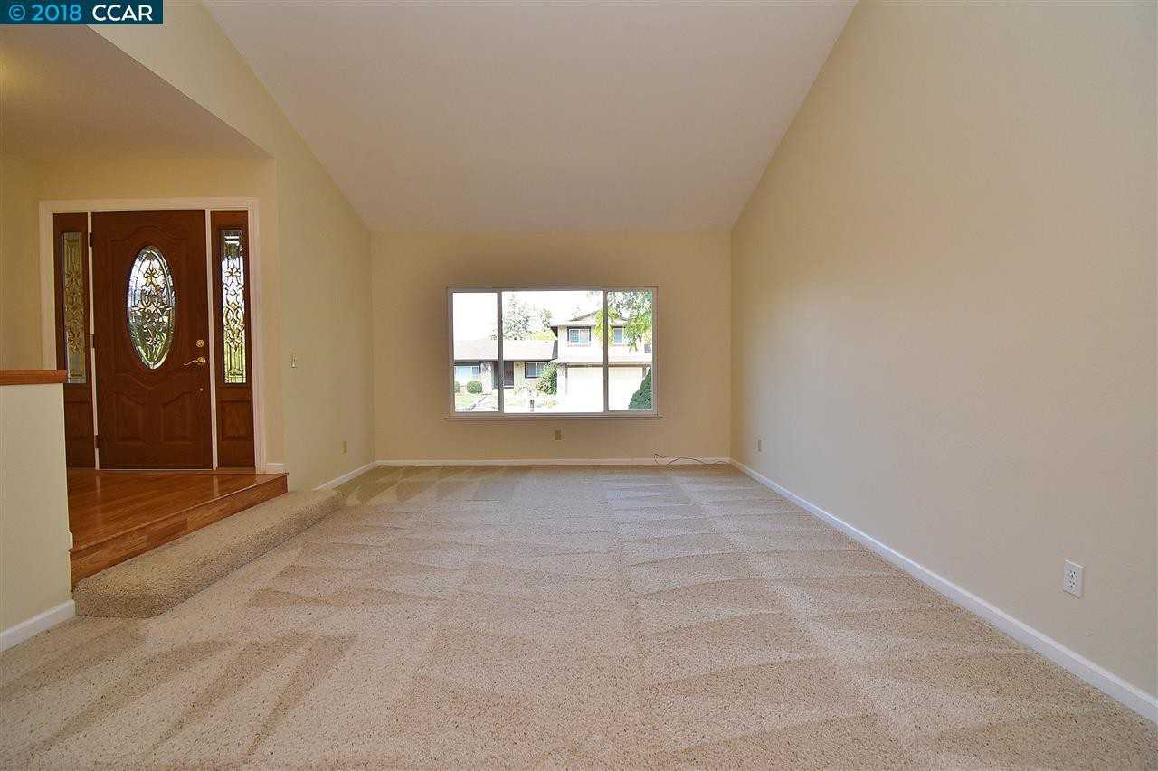 7 El Molino Dr - Photo 3 of 40