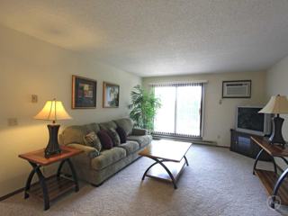 1645 E Street Apartments For Rent In Near South Lincoln Ne 68508