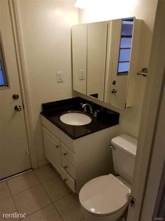 3234 Nebraska Pl - Photo 2 of 16