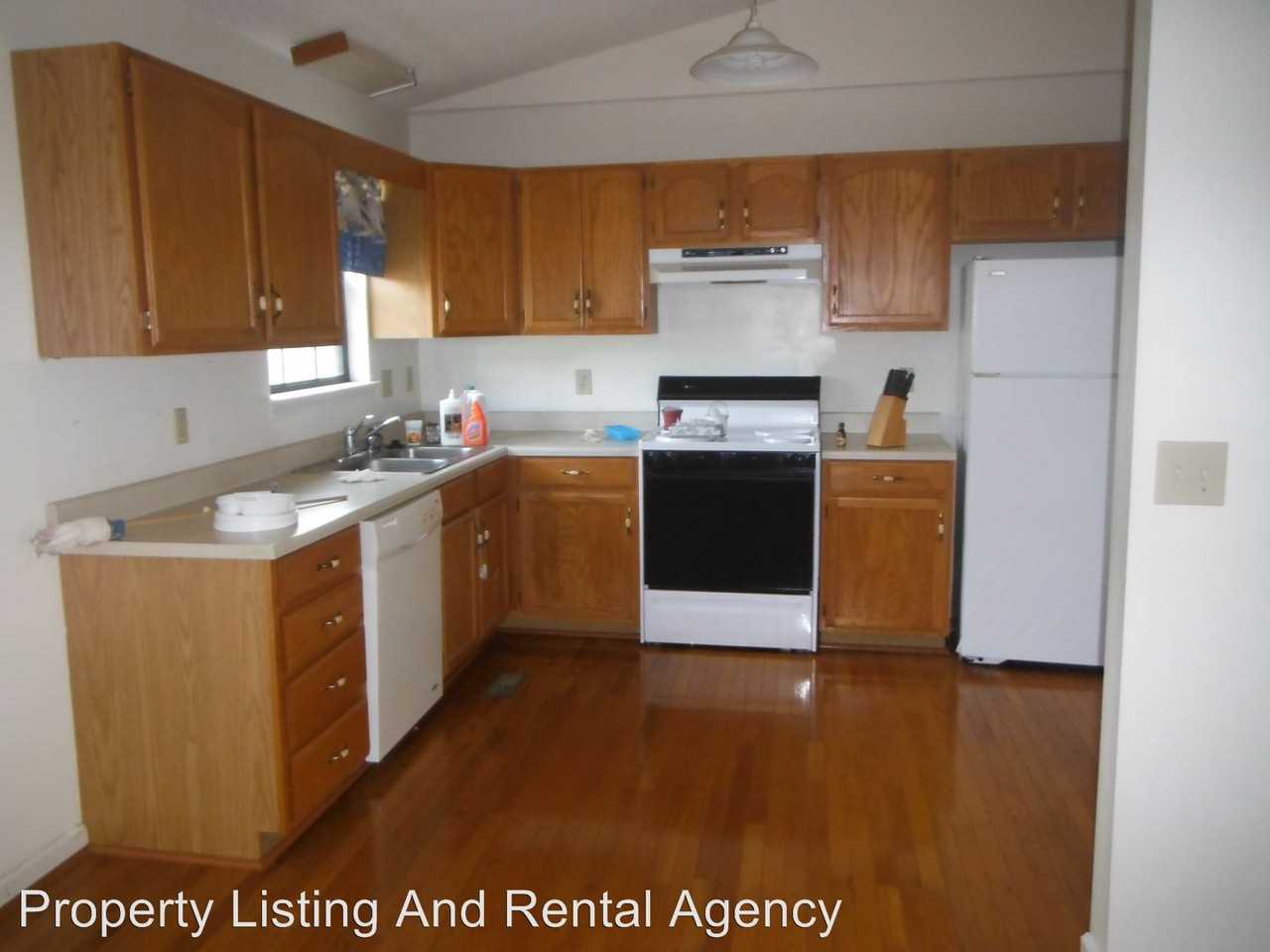 147 Elliott and Scott Cir - Photo 2 of 7