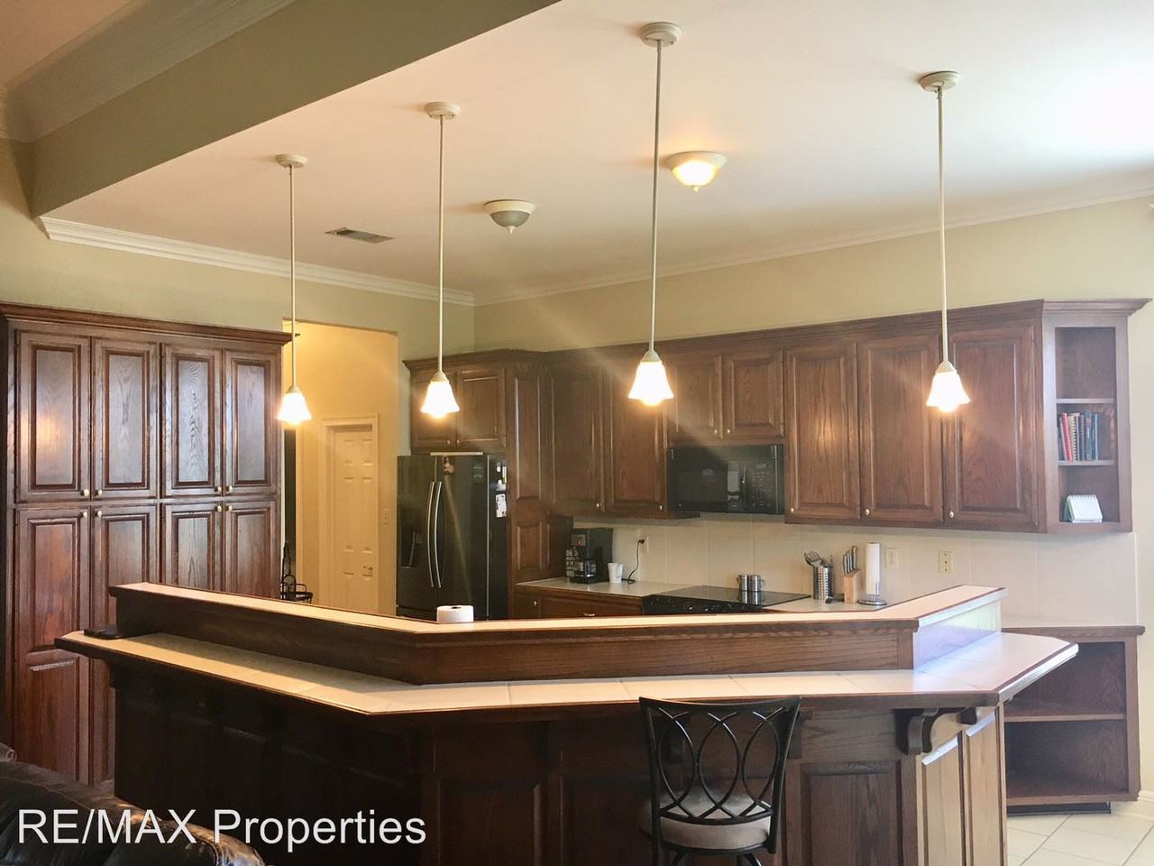 6347 Beau Douglas Ave - Photo 2 of 14