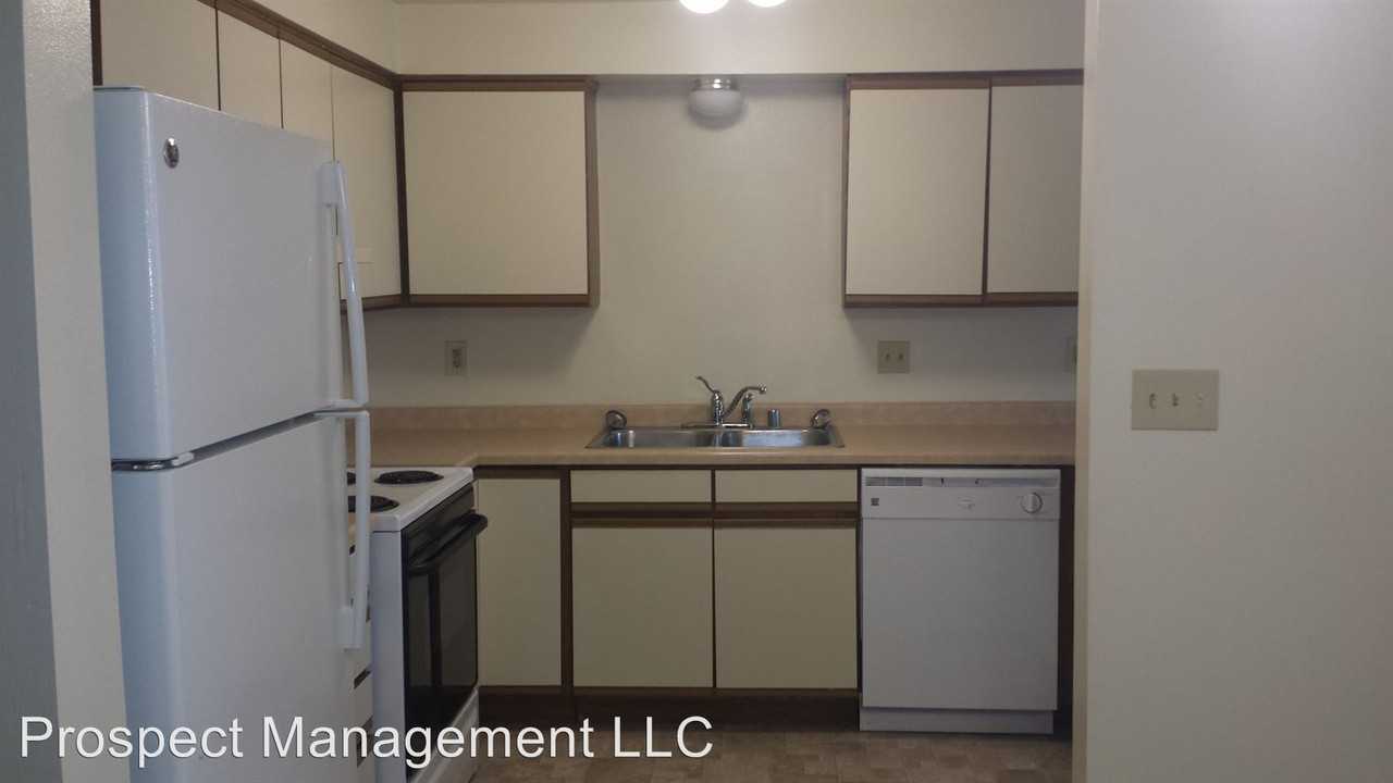 W182 S8431-W183 S8493 Racine Avenue - Photo 2 of 16