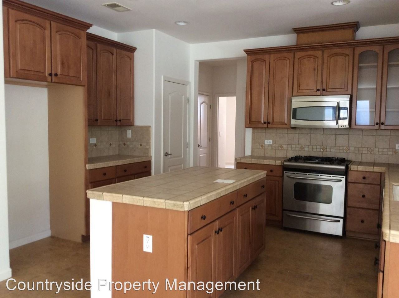 302 Cherry Blossom Ln - Photo 2 of 17