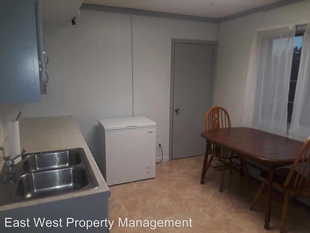 1102 22nd Ave E - Photo 2 of 12