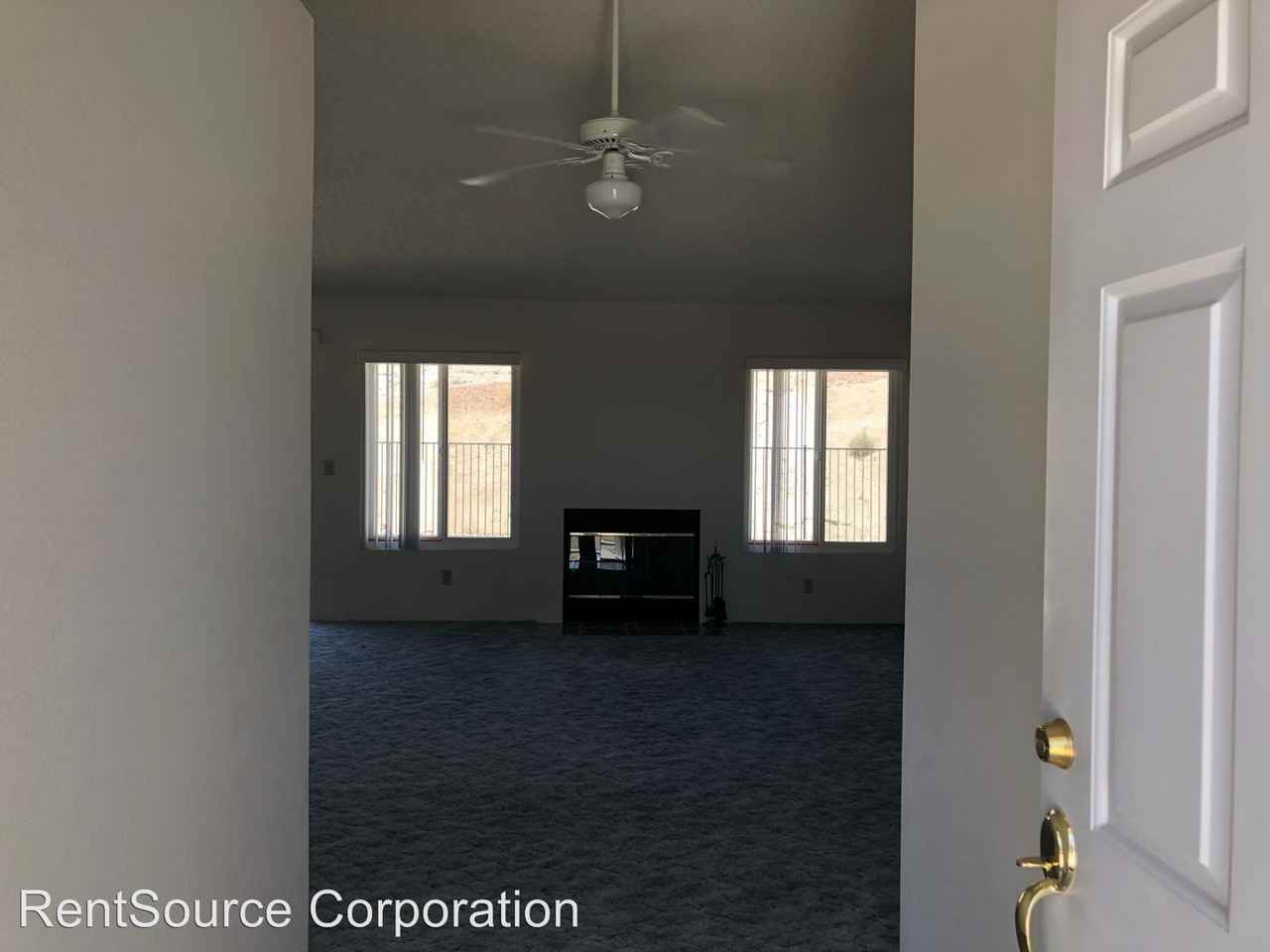 1457 Bradford Ave - Photo 2 of 30