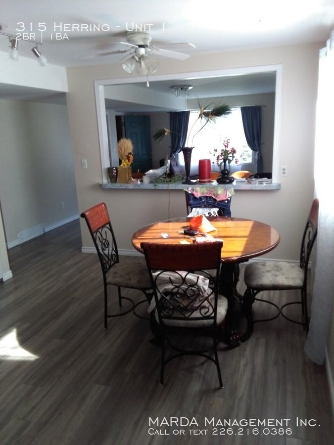 315 Herring Ave #1 - Photo 3 of 13