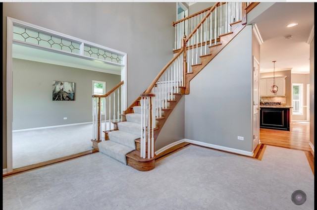 1612 Robert Dr - Photo 3 of 38