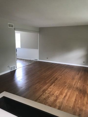 1040 Hemlock - Photo 2 of 8