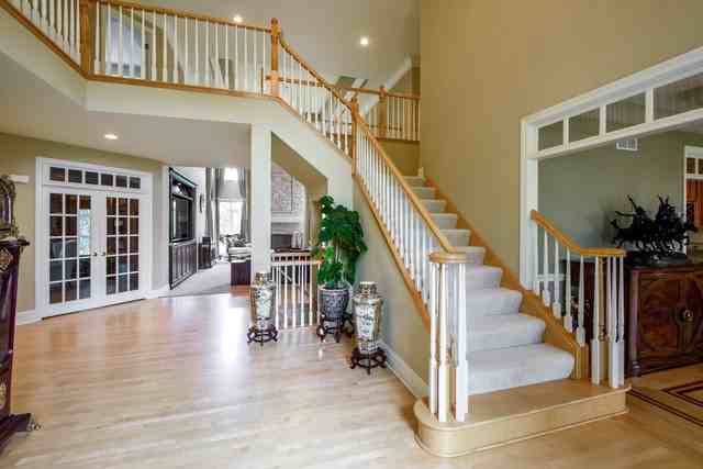 31 Forest Ln - Photo 3 of 32
