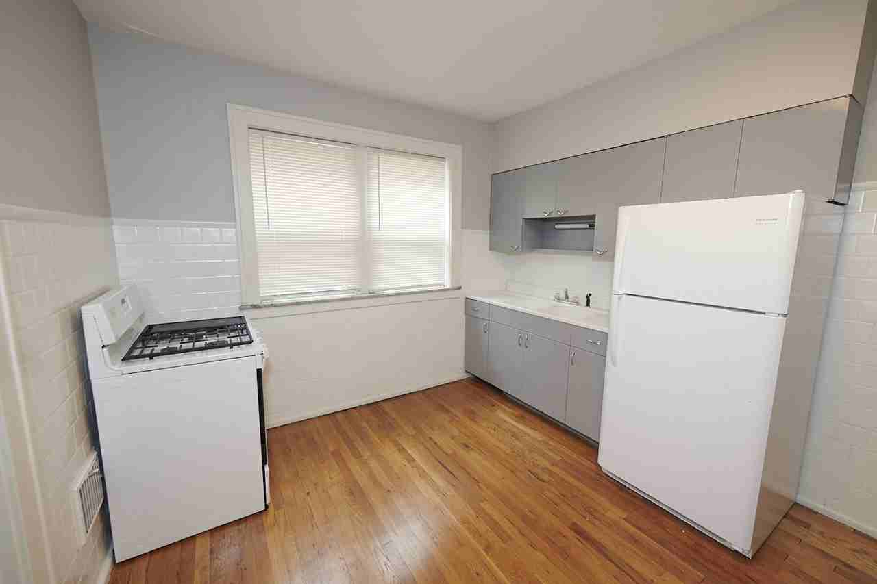 5019 Mardel Ave #21 - Photo 2 of 8