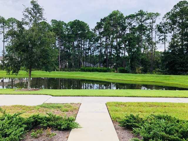 39 Woodmere Ln - Photo 3 of 16