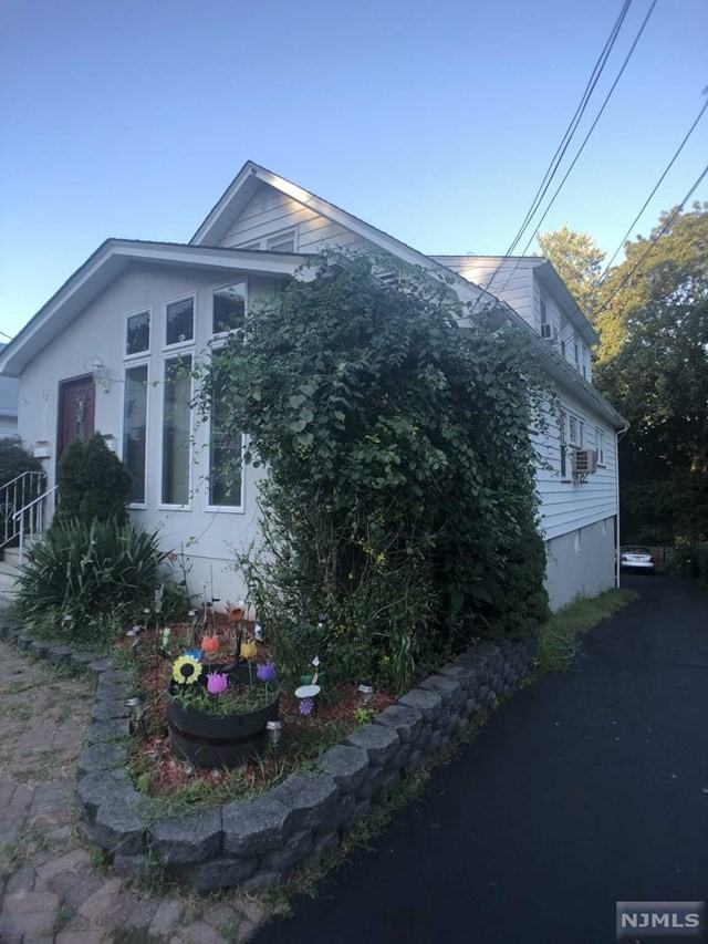 12 Harrison Ave - Photo 3 of 10