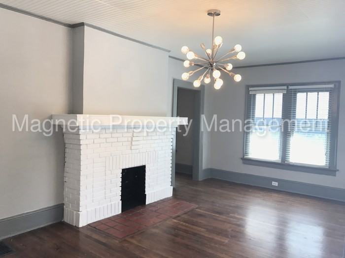 1138 Delaware Ave SE - Photo 3 of 16