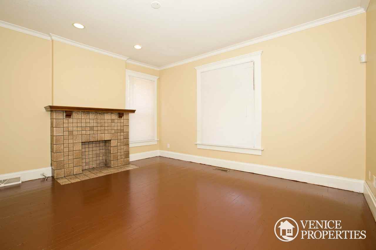 66 East Northwood Avenue - Photo 2 of 18