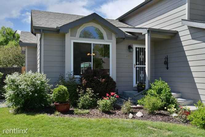 2931 Silverplume Dr - Photo 2 of 34