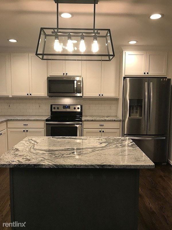 7389 Greenwich Rd - Photo 3 of 23