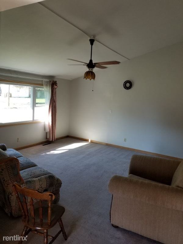 11 Troy Ln - Photo 2 of 4