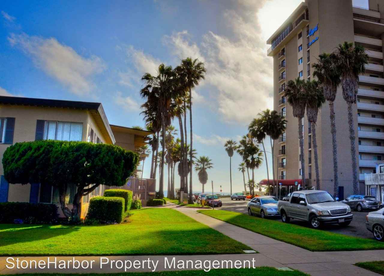 633 Missouri St. - Photo 2 of 34