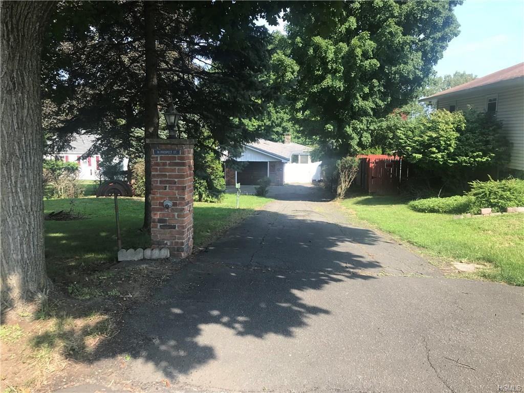 111 N Liberty Dr - Photo 2 of 26