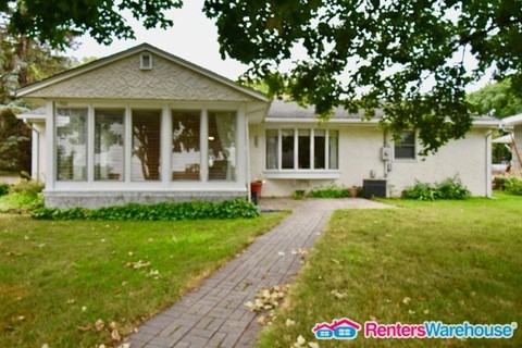 6109 Concord Ave - Photo 2 of 5