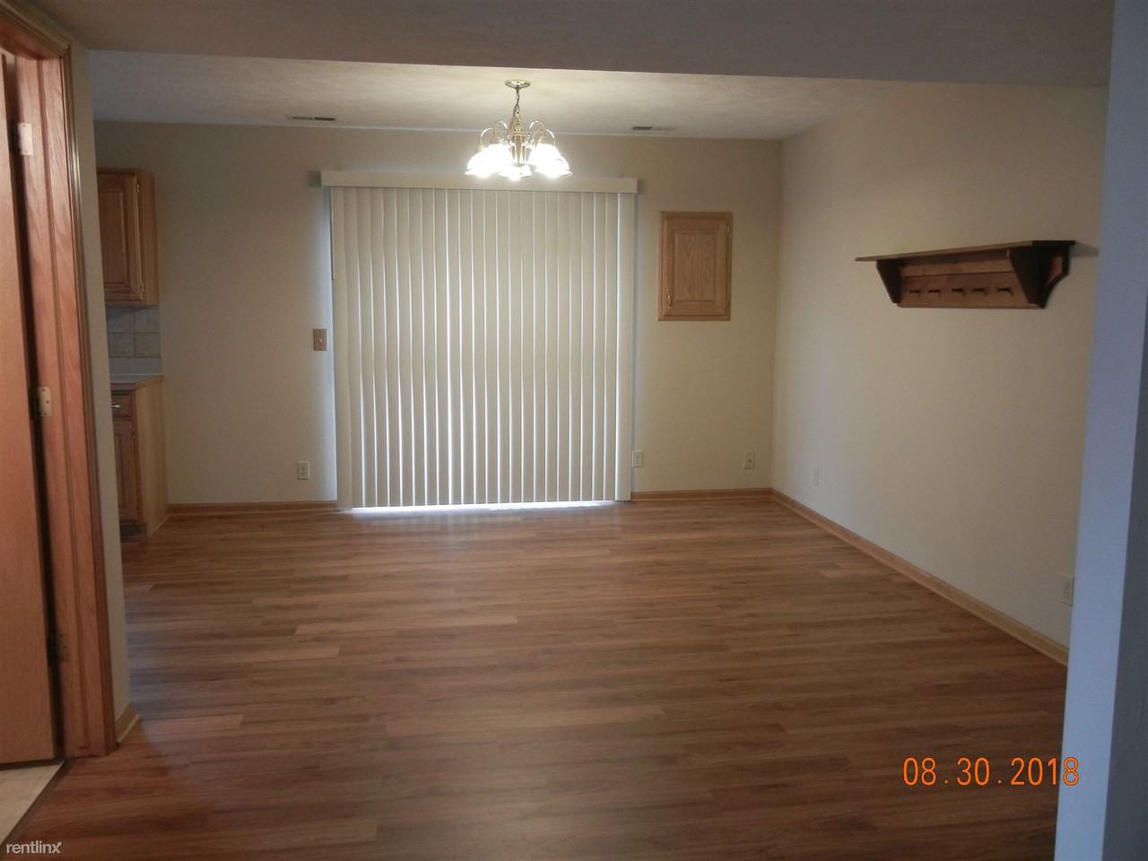 1925 SW 10th St - Photo 3 of 11