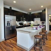 2113 N MacGregor Way - Photo 3 of 8