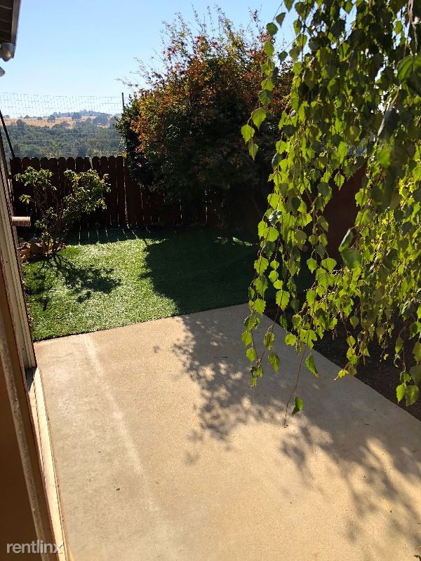 101 Terrace View Cir - Photo 3 of 12