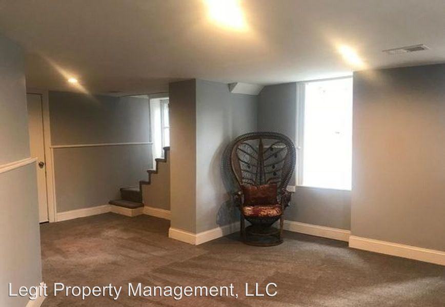 257 S Prospect St - Photo 3 of 13