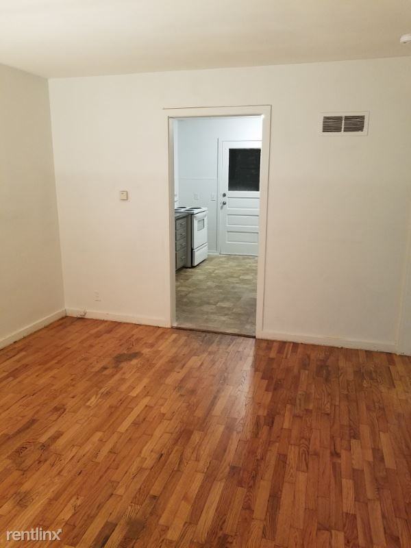 129 S Mahaffie St - Photo 3 of 7