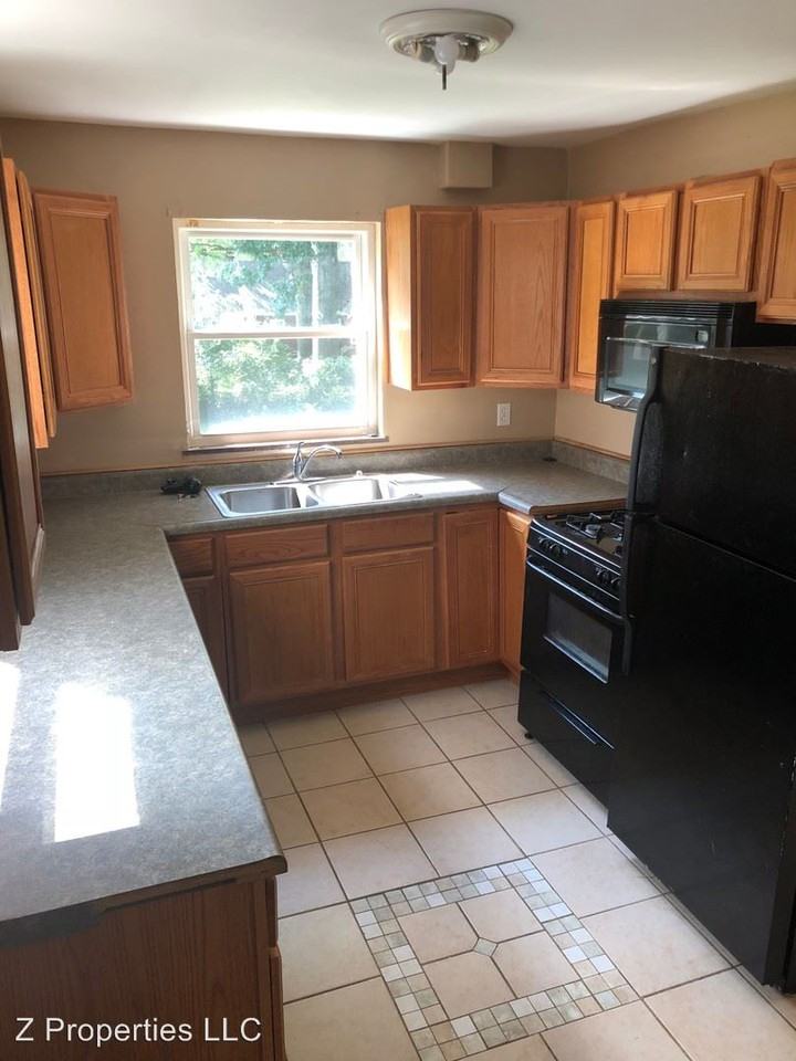 6115 Mayflower Ave - Photo 2 of 4