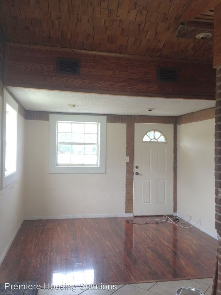 CR 54 - Photo 2 of 8